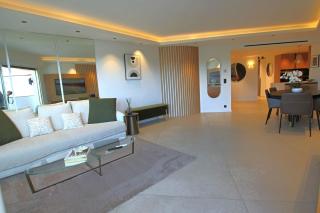 COMPLETELY RENOVATED APARTMENT ON BLD CROISETTE, 3 PARENTAL BEDROOMS - 6