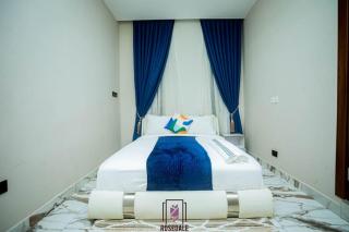 ELEGANT DUPLEX @ Rosedale Apartments - 5