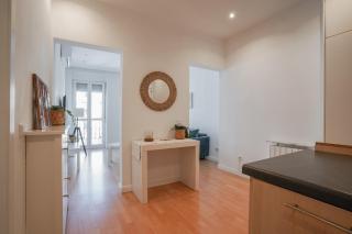 Cozy and Bright-1Bedroom 1Bathroom-Chamberí - 2