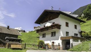 Sturm Dominik - - 6