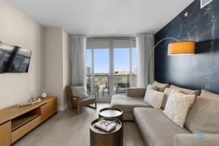 Beachwalk Bliss - Resort Amenities - Gym - Pool - Hallandale Beach - 3