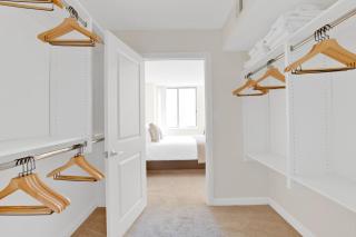 Bethesda 1BR w Gym Pool Concierge nr Metro WDC-408 - Bethesda - 1
