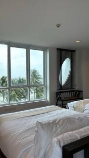 Beachfront 70 sqm Premier Sea View and Pool View Family Room FREE DISNEY PLUS - 1