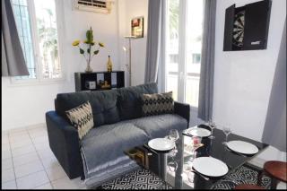 Beau T1 bis centre Juan les pins - Antibes - 1