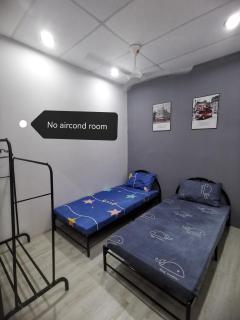 Blue house KL Homestay - 9