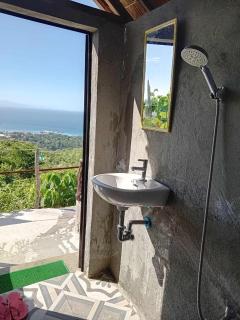 Thornton's Sea View Cafe & Guesthouse - 3