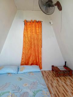 Thornton's Sea View Cafe & Guesthouse - Siquijor - 1