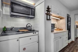 Secret Stairs Studio #1 - 5