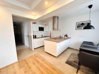 Dreamy home: Central and with perfect connections - 1