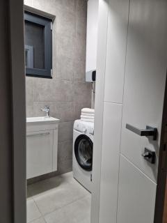 Modern and spacious 2 bedroom apartment - Pakoštane - 1