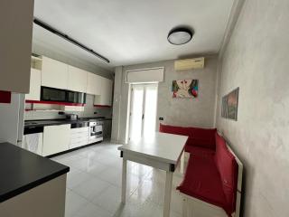 Garibaldi Plaza - Bari - 0
