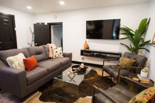 PRIME Location 2 5 Miles From Downtown - 1