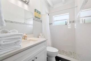 Together but with Privacy 3 Units and Private Pool - Fort Lauderdale - 2