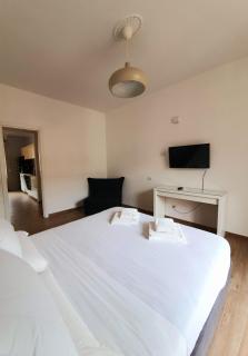 Cave Apartment - Rome - 2