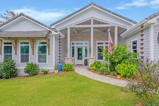 SOUTHERN SEABREEZE 5BR POOL & BEACH by Barclé - Rosemary Beach - 2