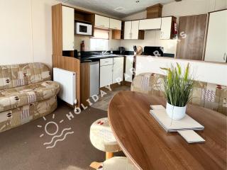 Homely 3 bed - Sleeps 8 @ Seal Bay, Selsey - Chichester - 7