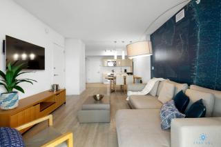 Infinite View and Balcony with Pool, Near Beach - Hallandale Beach - 1