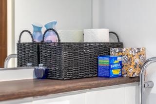 L1 Comfy Escapes - Long Stay Discounts Apply! - Liverpool - 1