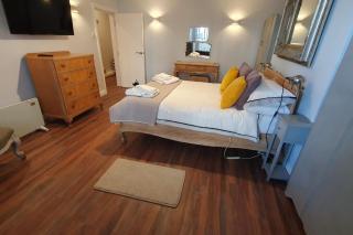 Seaside Hideaway - Free Onstreet Parking - Scarborough - 2