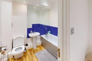 City Centre Sleeps up to 6 - 8