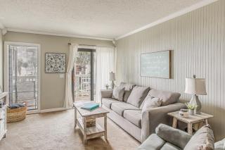 Community Perks and Beach Access Myrtle Beach Condo - Myrtle Beach - 6