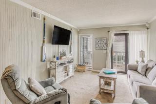 4 Mi to Winter Lights and Ice Rink! Myrtle Beach Gem - 5