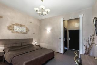 Pałac Nieznanice Zabytek Gościnny ze SPA - Nieznanice - 7