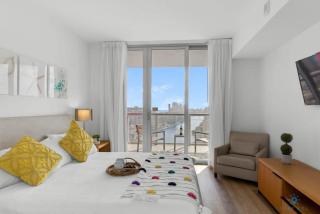 Near Beach - Balcony with View - Pool - Gym - Hallandale Beach - 5