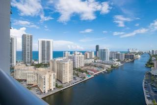 Near Beach - Pool - Infinity View - Balcony - Gym - Hallandale Beach - 3