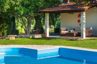Amazing Villa In Slime, rest for mind, body and soul - Nature, garden and outside swimming pool - Slime - 2