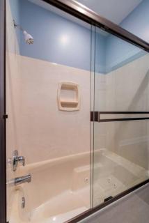 Downtown Sophistication/ Two Bedroom / Two Bath - 9