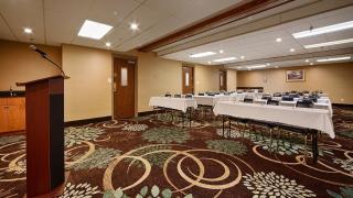 Best Western Detroit Livonia - Livonia - 3
