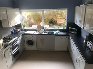 Spacious 5 Large Bedroom Victorian House - Beach 2 Miles - 5