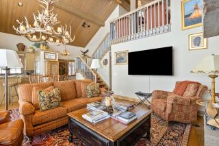 Serenity in the Valley - 2