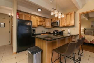 Lodge at Lake Dillon Condo: Great Year-Round Location - Dillon - 5
