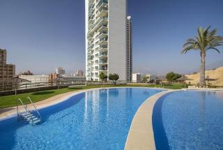 Sunny penthouse on the 41st floor in Torre Lugano, with pool and garage - 7