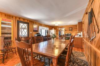 Cozy Mount Union Cabin with Fire Pit and River Access - - 9