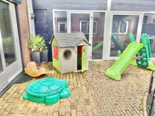 Xxl House With Free Parking & 3 Bedrooms - Tilburgo - 3