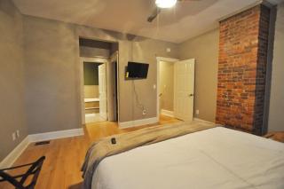 The Troubadour- Location Location - Columbus - 5
