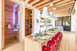 Longhaus: Modern Minimalist Luxury Home: Firepit, outdoor kitchen, pets - Mars Hill - 1