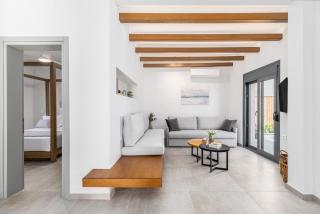 Melivia Seafront Resort - Nea Skioni - 3