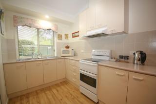 Silver Birches Holiday Village - Unit 5 - Bright - 8