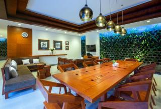 Pudak Sari Unizou Hostel - Kuta - 8