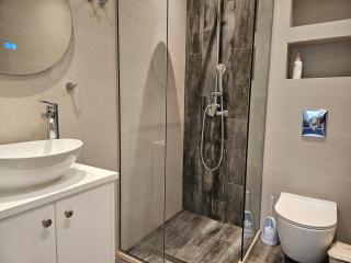 NAVSIKA LUXURY APARTMENT - Ipsos - 5
