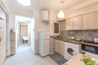 Your perfect choice in Athen's best location - 7