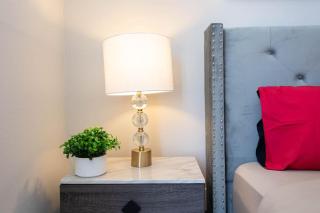 Hollywood 2Bed Apt w Rooftop pool & Panoramic View - Los Angeles - 2