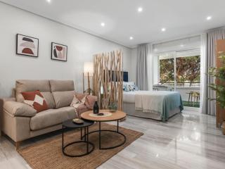 Céntrico estudio en Puerto Banús - Marbella - 9