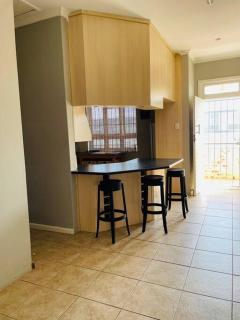 Molsonder on 10th avenue - 5