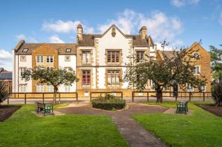 No.4 The Warwick - Banbury - 7