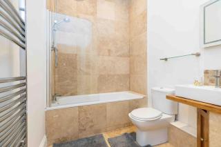 No.4 The Warwick - Banbury - 5